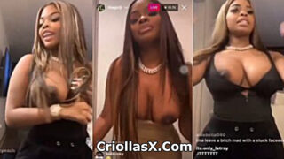 JT Eileljt Famosa negligs muestra su telegrama en vivo – senos famosos